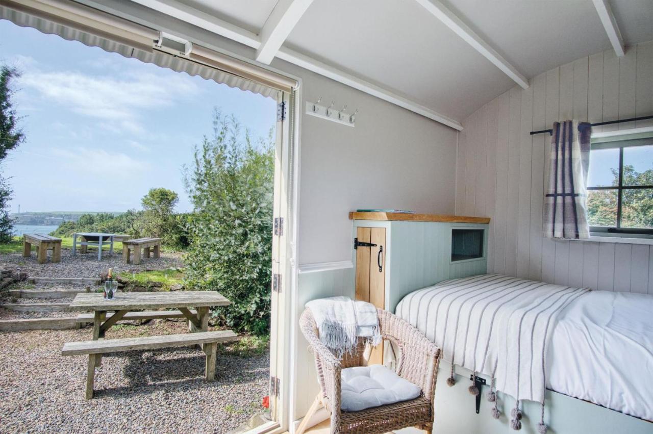 Haven View - 1 Bedroom Shepherds Hut - St Ishmaels Saint Ishmaels  Ngoại thất bức ảnh